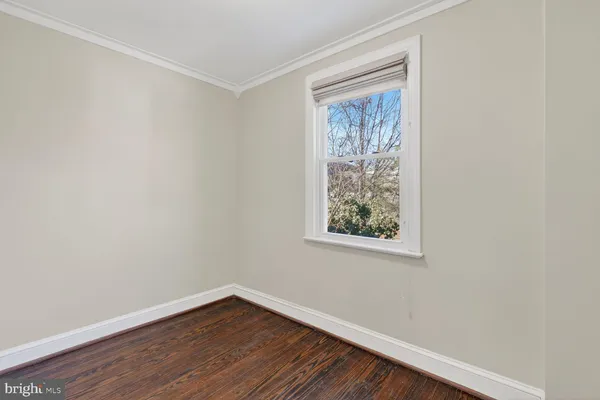$3,500 | 124 Baggett Place, Alexandria, VA 22314