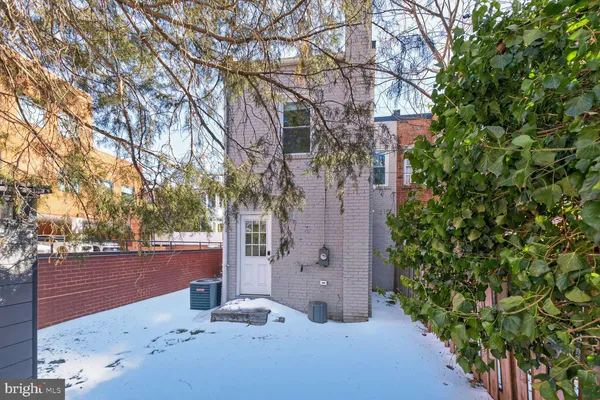 $3,500 | 124 Baggett Place, Alexandria, VA 22314