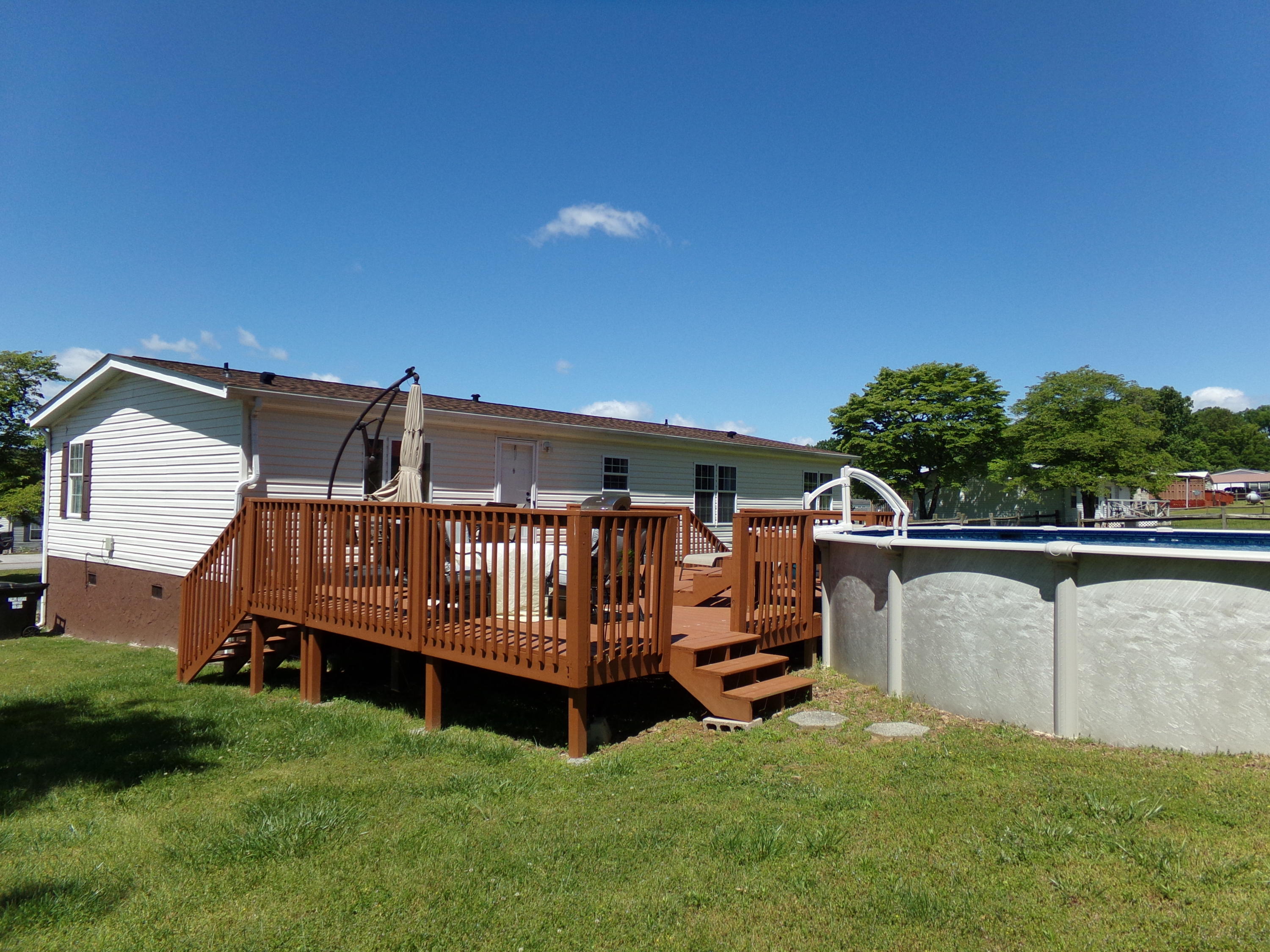 1120 Ridgeview Road Maryville, TN 37801 - Photo 11 of 29 back deck