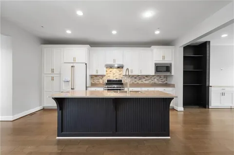 $389,900 | 2013 Ashton Row, Bridgeville, PA 15017