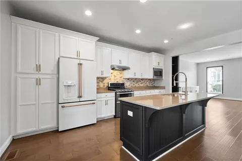 $389,900 | 2013 Ashton Row, Bridgeville, PA 15017