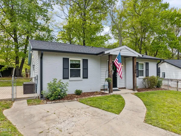 $289,500 | 2708 Daytona Drive, Raleigh, NC 27610