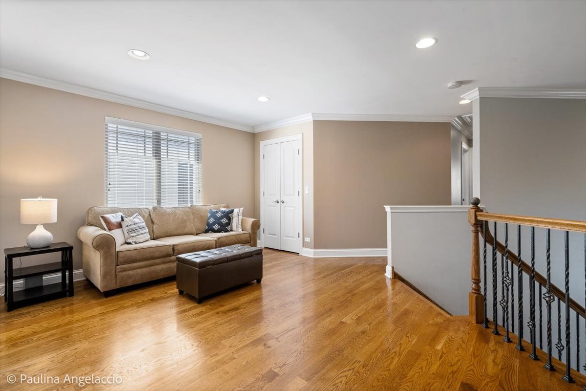 443 June Terrace Barrington, IL 60010 - Photo 19 of 44