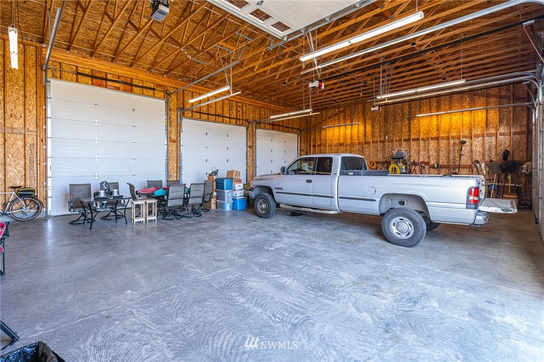 16847 Sheldon Lane Southwest Rochester, WA 98579 - Photo 15 of 40 a view of car parking