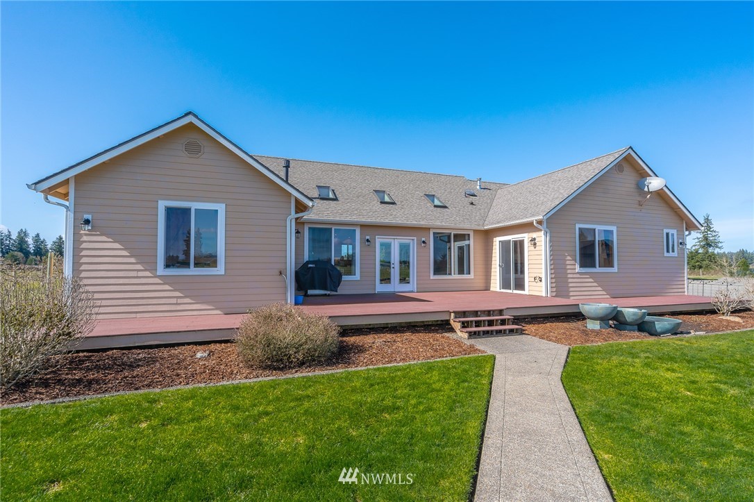 16847 Sheldon Lane Southwest Rochester, WA 98579 - Photo 7 of 40 a front view of house with yard and green space