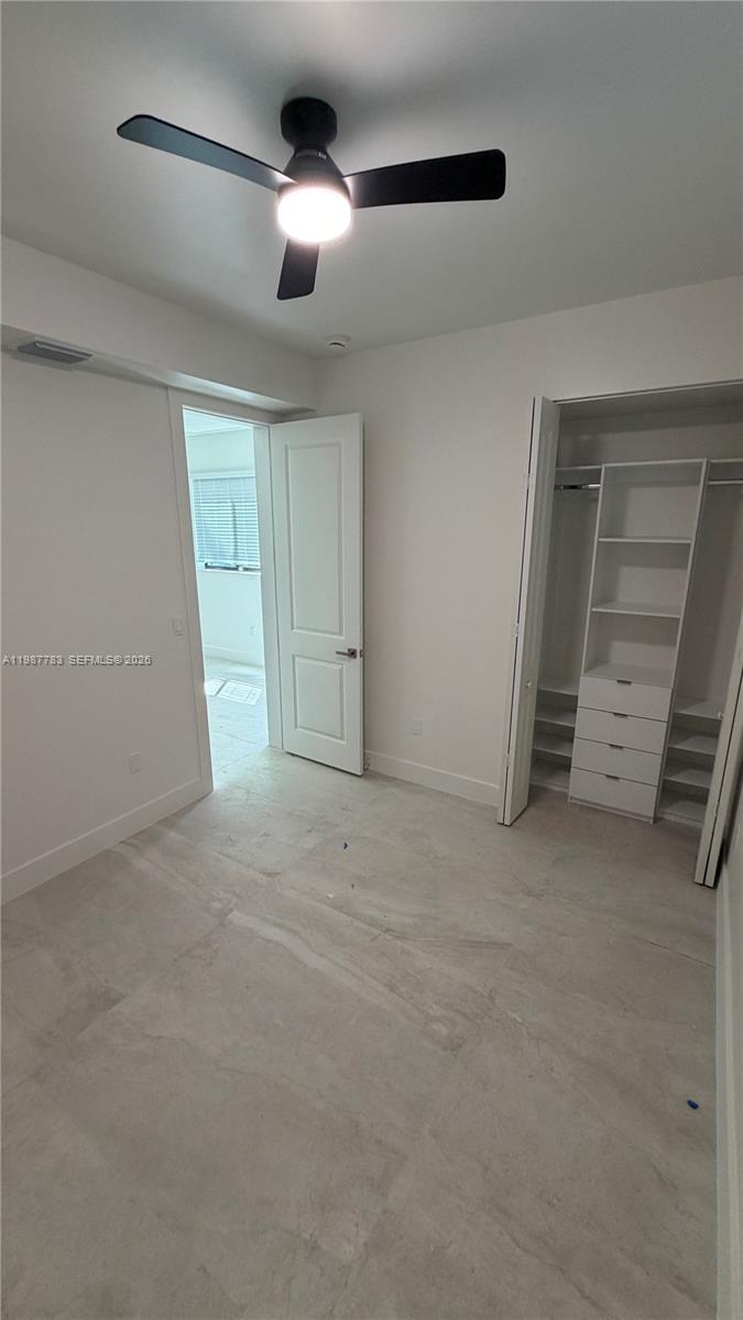 102 Southwest Sw Place Miami, FL 33157 - Photo 4 of 21 Photo 4