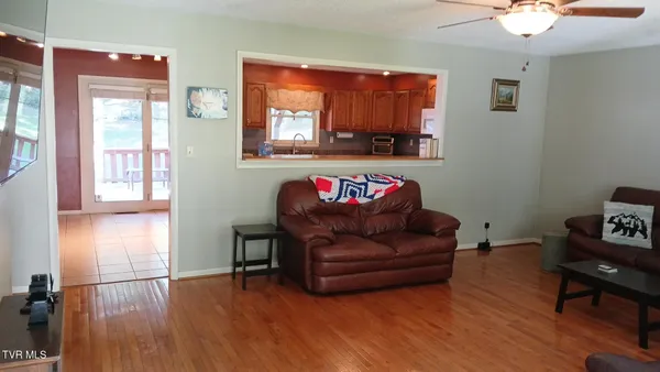 $529,000 | 364 Max Jett Road, Johnson City, TN 37601