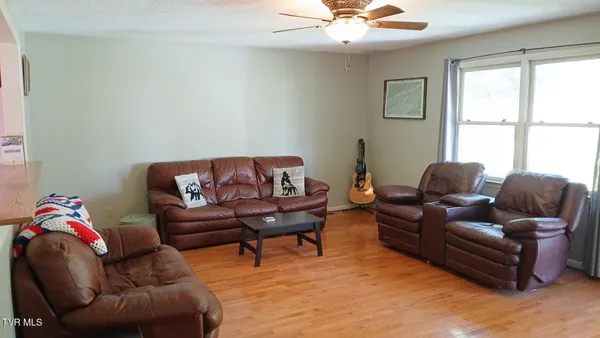 $529,000 | 364 Max Jett Road, Johnson City, TN 37601