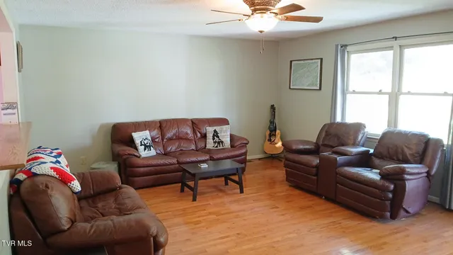 $550,000 | 364 Max Jett Road, Johnson City, TN 37601