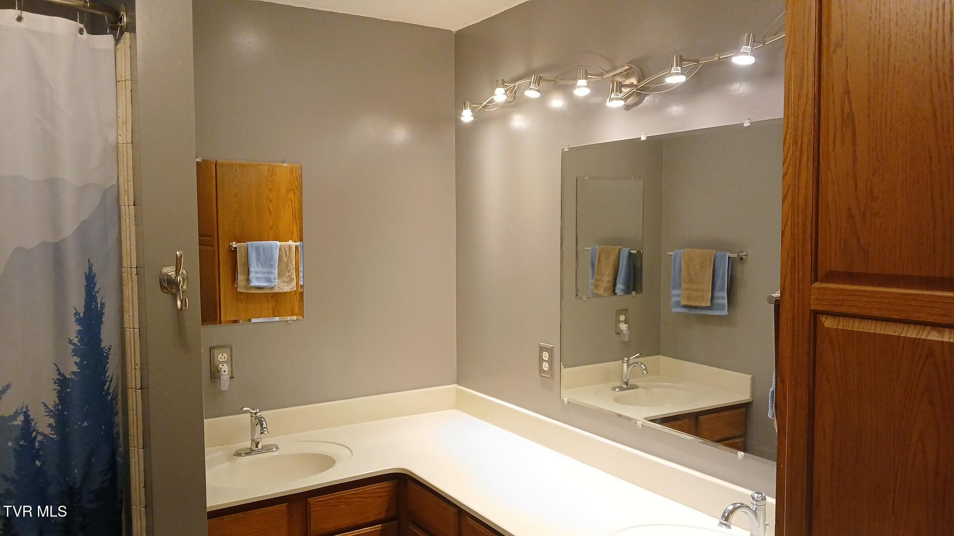 364 Max Jett Road Johnson City, TN 37601 - Photo 28 of 38 29