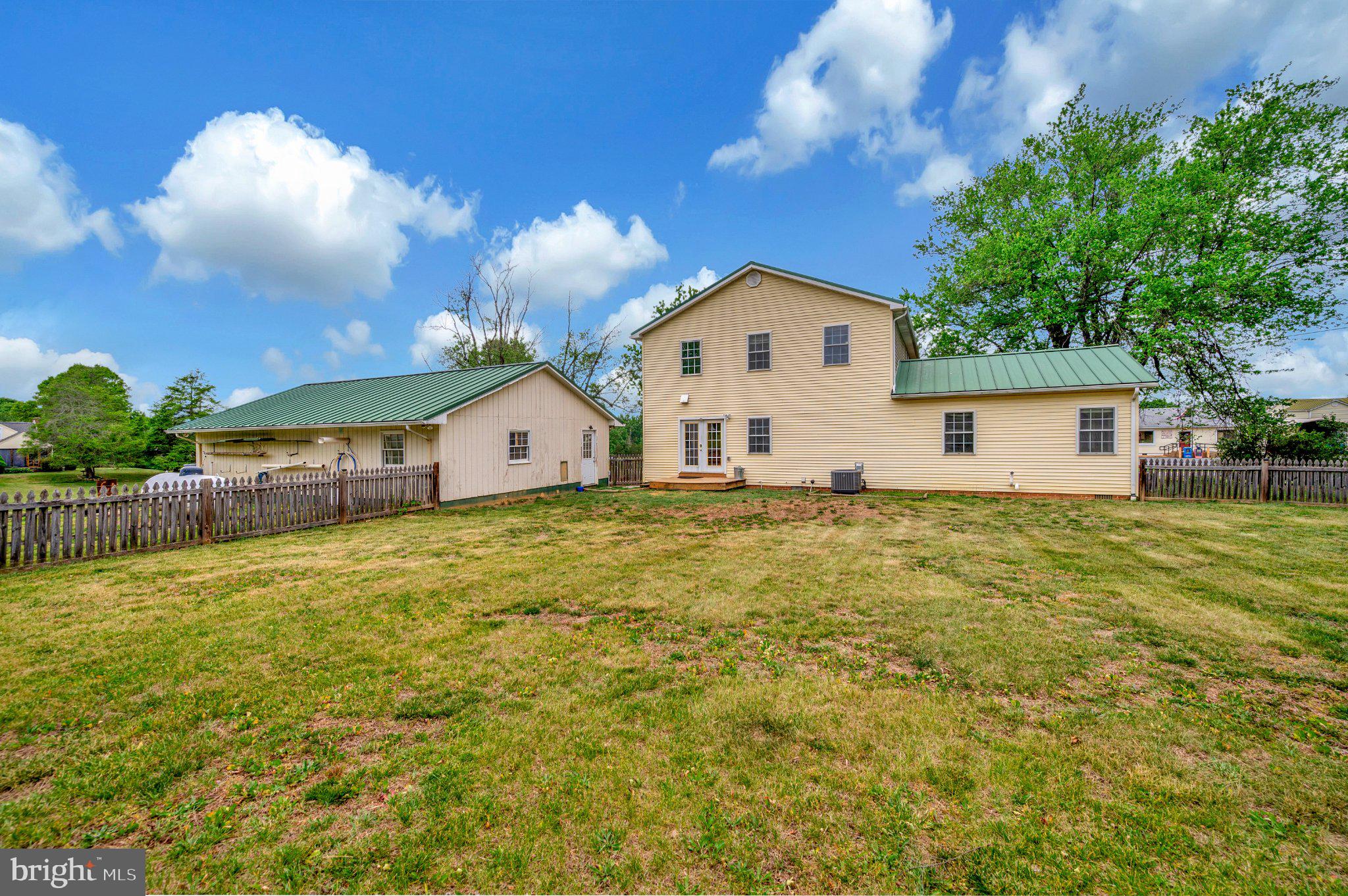 23202 Village Road Unionville, VA 22567 - Photo 54 of 58 a house view with a garden space
