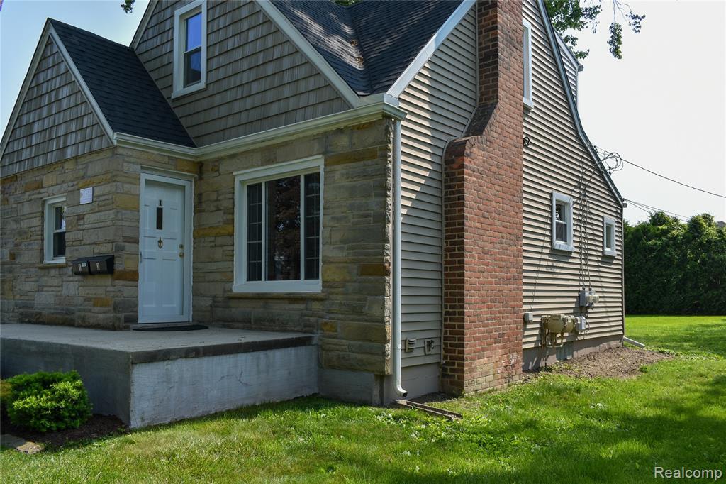 3434 Durham Road Royal Oak, MI 48073 - Photo 32 of 32 Gallery Image 32