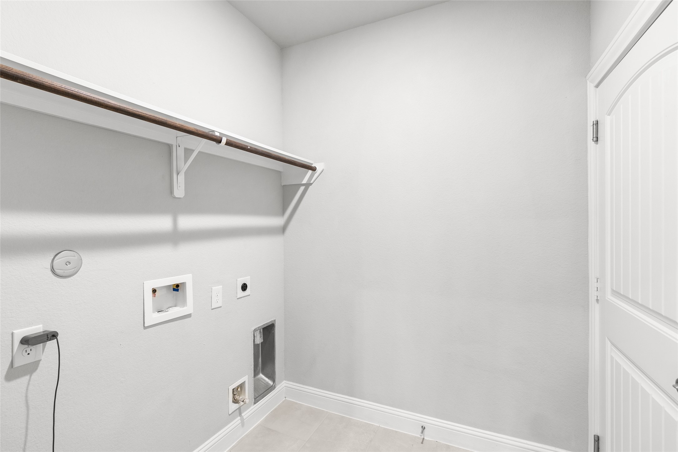 116 Augusta Drive Huntsville, TX 77340 - Photo 27 of 30 a view of utility room