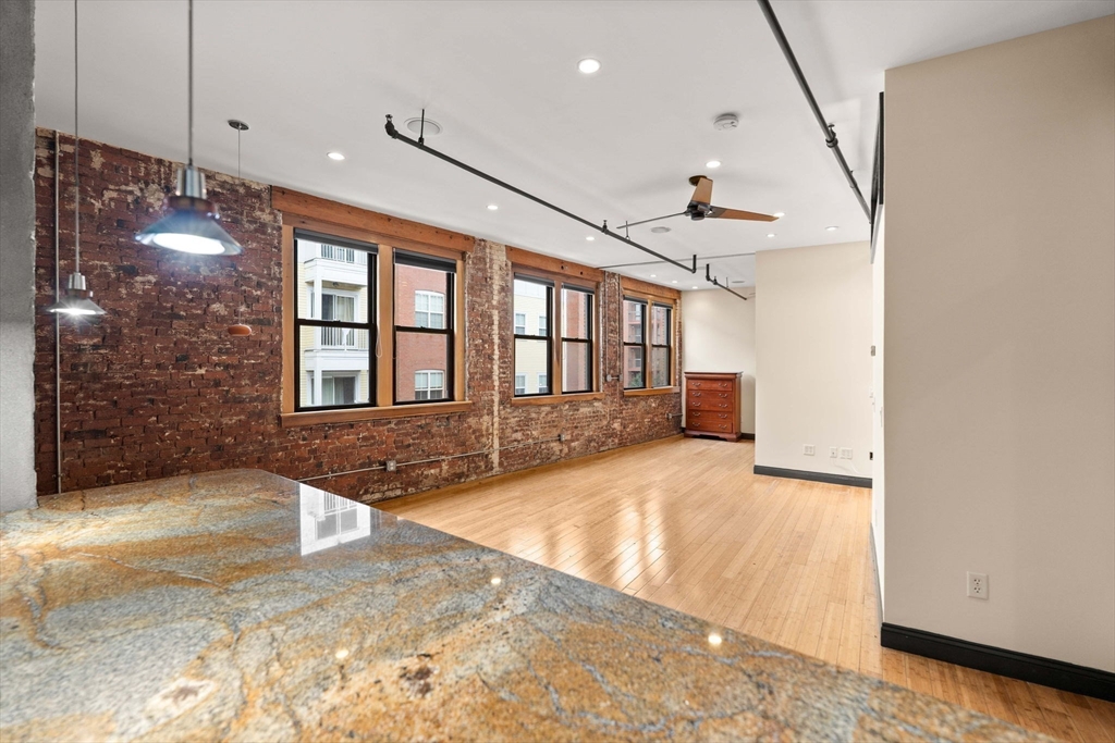 27 Fayette Street, Unit 302 Beverly, MA 01915 - Photo 14 of 24