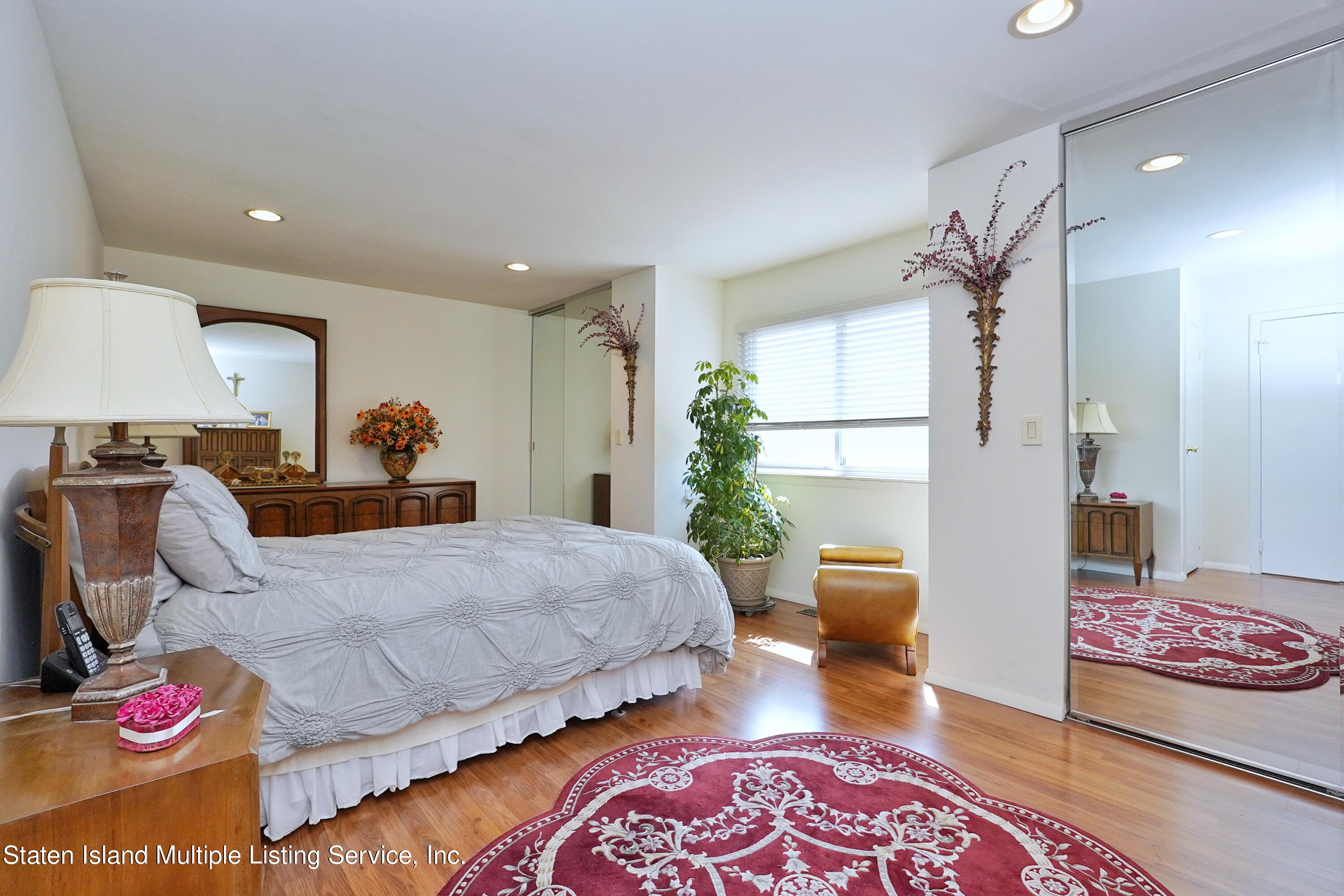 338 Timber Ridge Drive Staten Island, NY 10306 - Photo 22 of 28 Photo Dec 05 2022, 9 41 41 AM