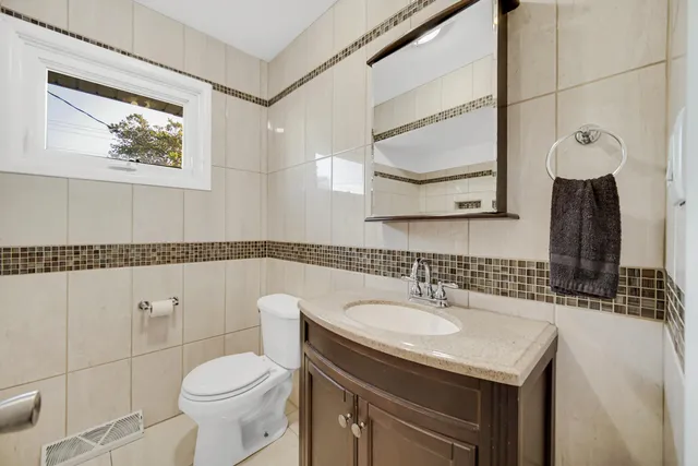 $285,000 | 7905 Jackson Avenue, Munster, IN 46321