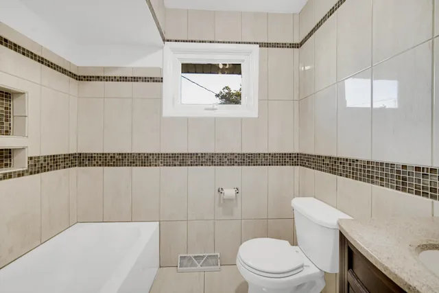 $285,000 | 7905 Jackson Avenue, Munster, IN 46321