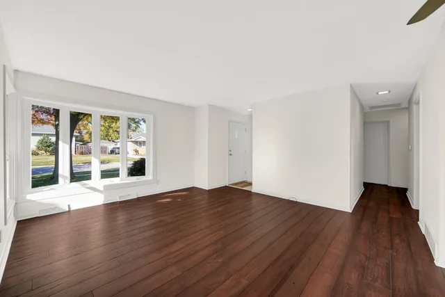 $285,000 | 7905 Jackson Avenue, Munster, IN 46321