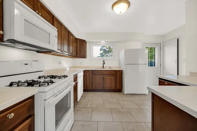 $285,000 | 7905 Jackson Avenue, Munster, IN 46321