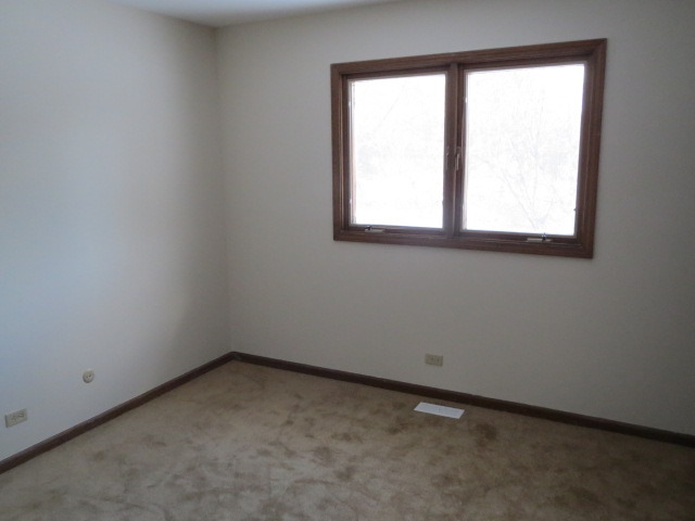 36W758 Oak Road St. Charles, IL 60175 - Photo 9 of 17