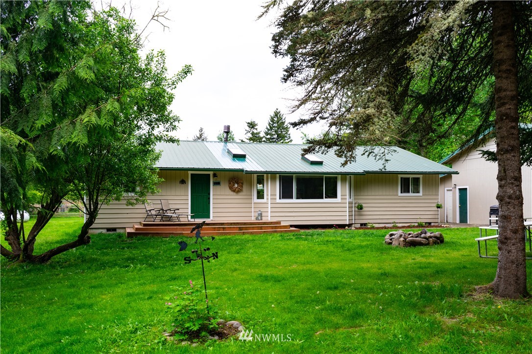15530 Runyon Road Southeast Rainier, WA 98576 - Photo 1 of 36