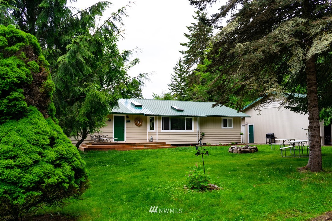 15530 Runyon Road Southeast Rainier, WA 98576 - Photo 2 of 36
