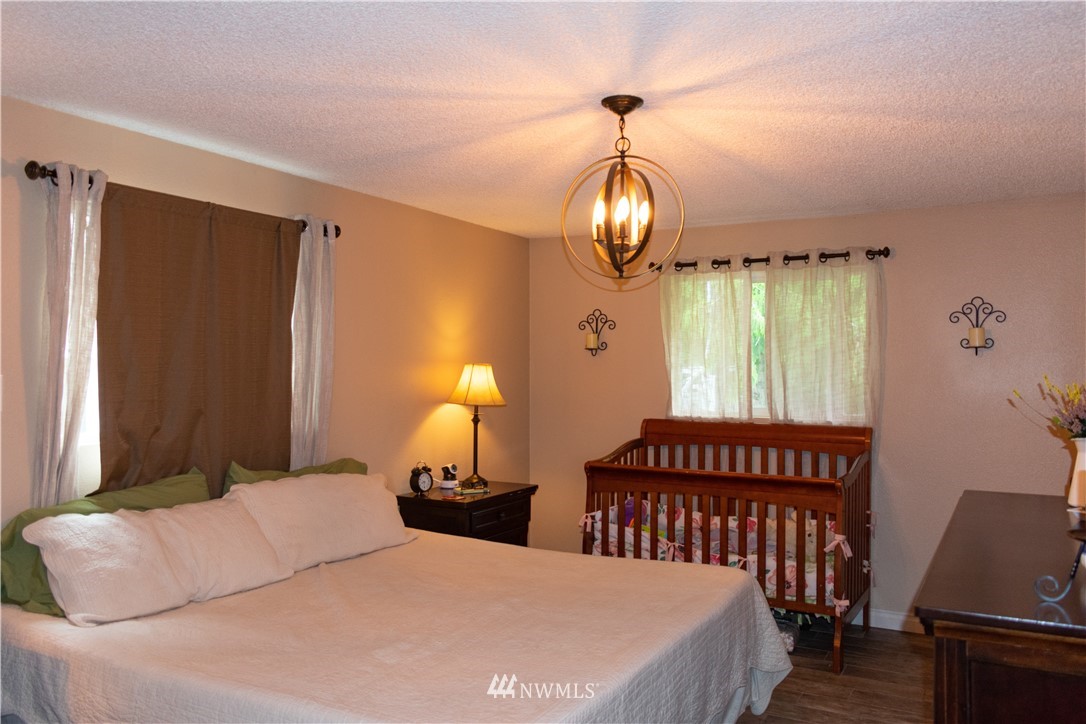 15530 Runyon Road Southeast Rainier, WA 98576 - Photo 21 of 36