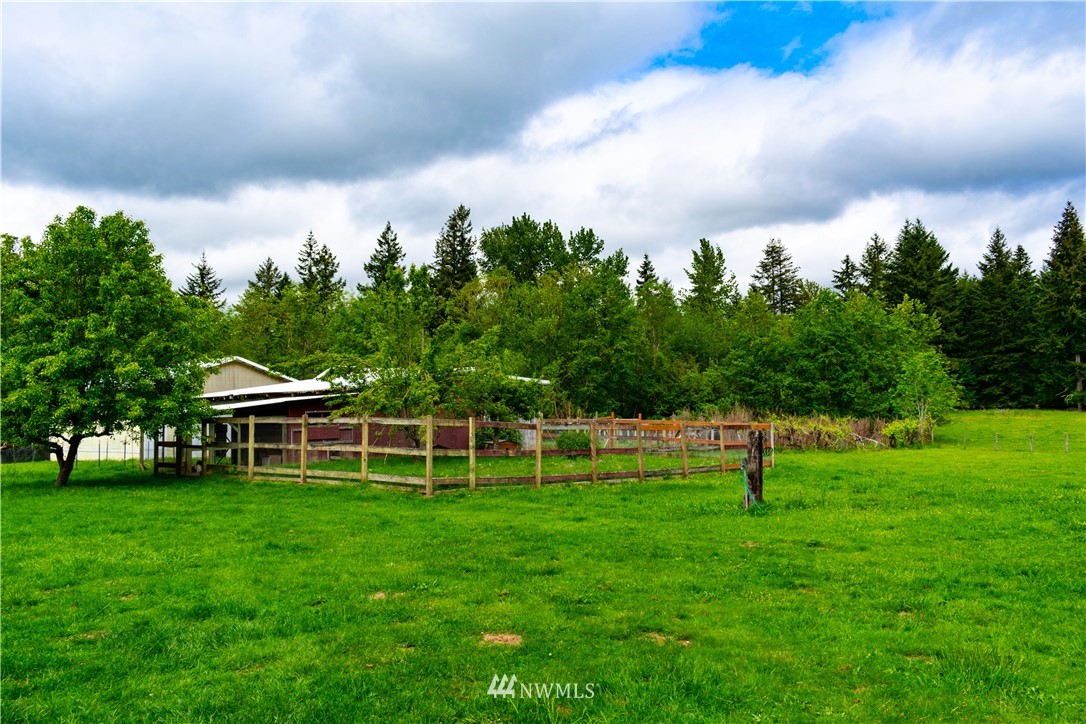 15530 Runyon Road Southeast Rainier, WA 98576 - Photo 30 of 36