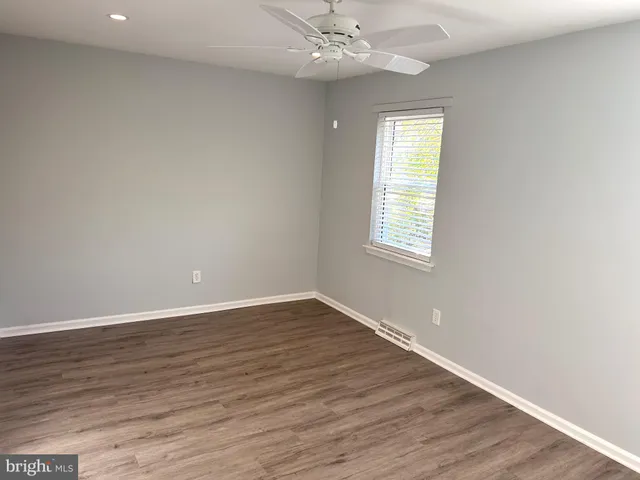 $2,300 | 5121 West Woodmill Drive, Wilmington, DE 19808