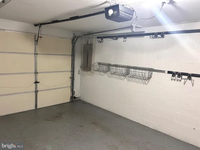 $2,300 | 5121 West Woodmill Drive, Wilmington, DE 19808