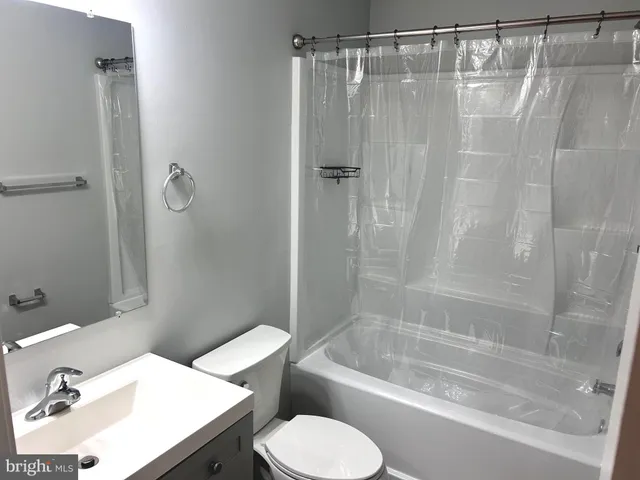 $2,300 | 5121 West Woodmill Drive, Wilmington, DE 19808