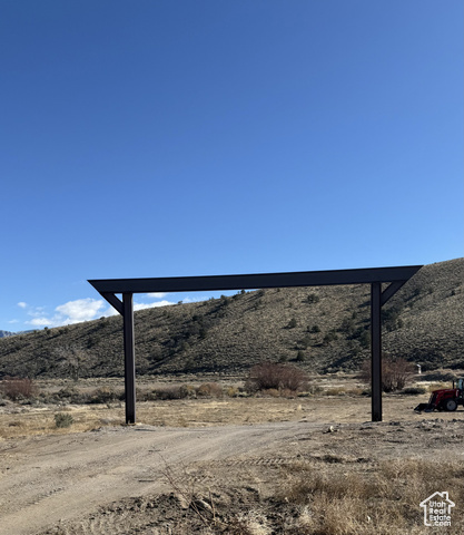 17984 Outlaw South Road South, Unit 3 Panguitch, UT 84759 - Photo 5 of 27 Entrance to the property