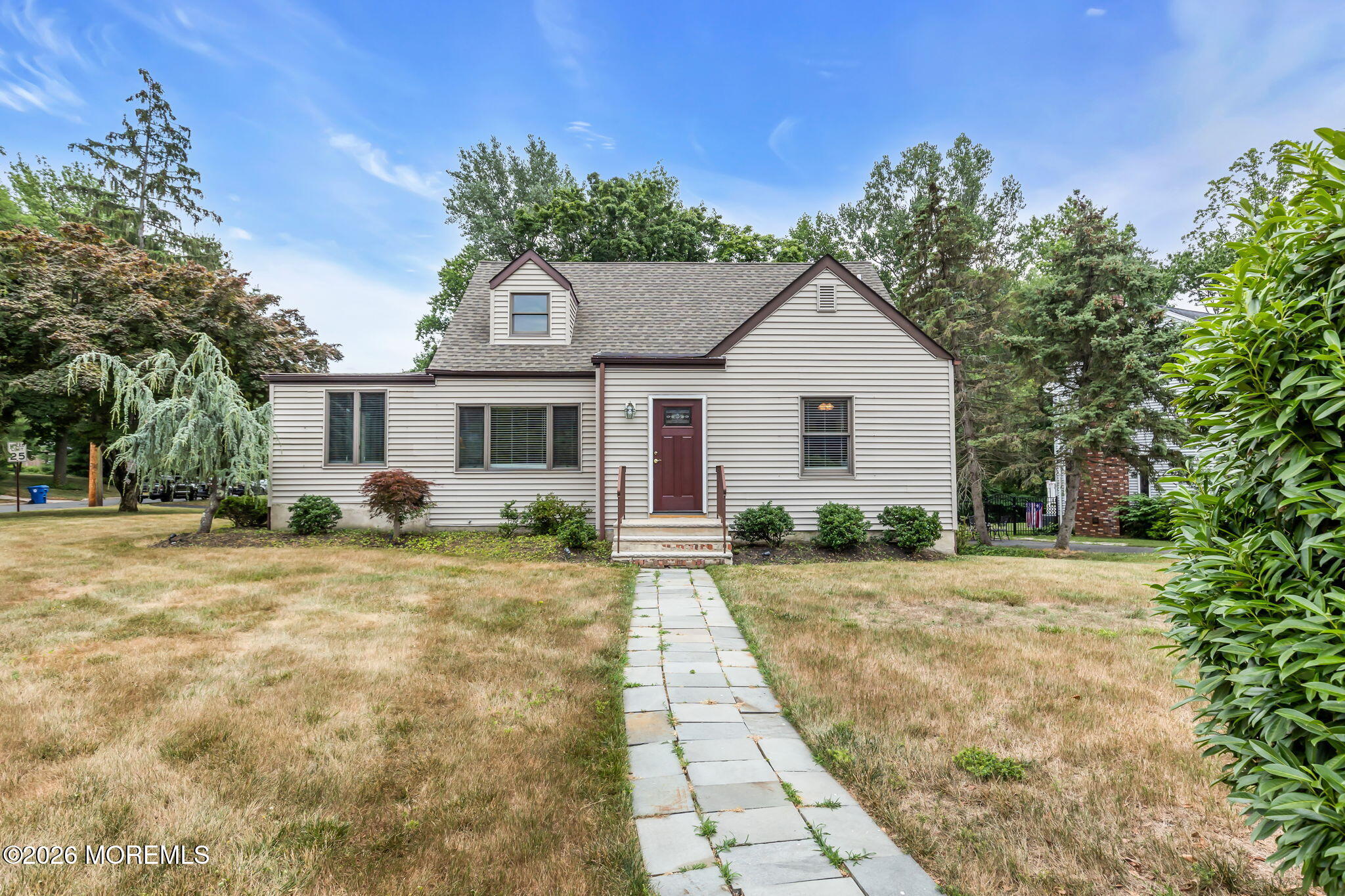 89 Oak Hill Road Middletown, NJ 07701 - Photo 59 of 62 65-web-or-mls-3F1A2758