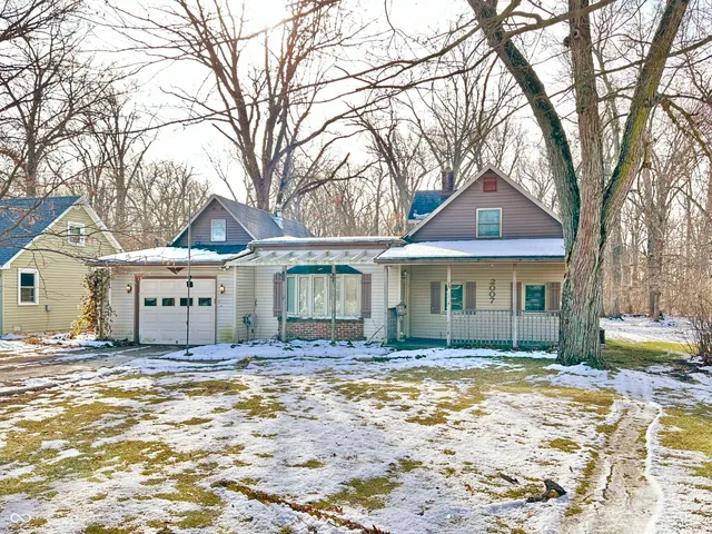 $190,000 | 2007 Lower Huntington Road, Fort Wayne, IN 46819