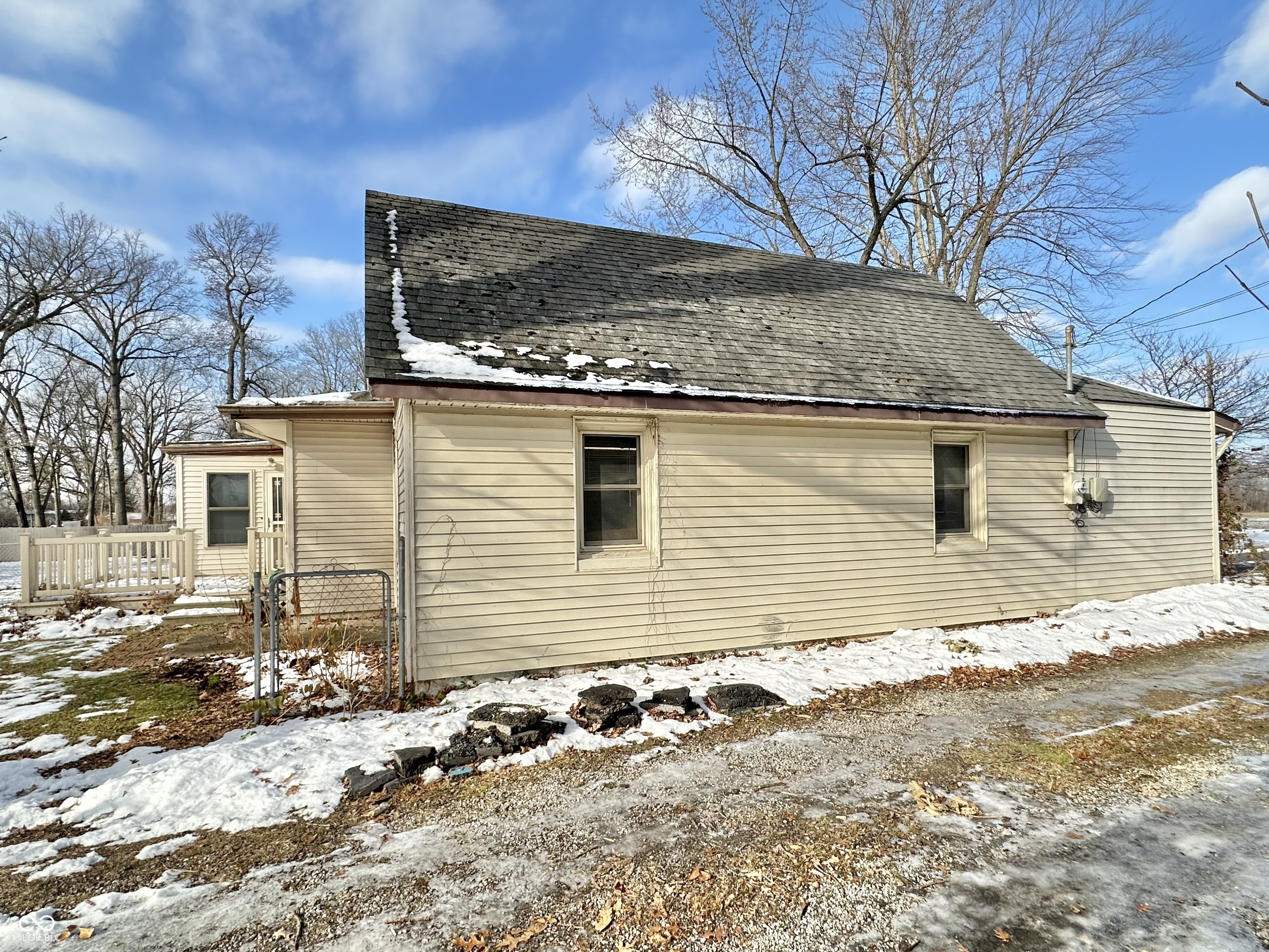 2007 Lower Huntington Road Fort Wayne, IN 46819 - Photo 9 of 31 Gallery Image 9