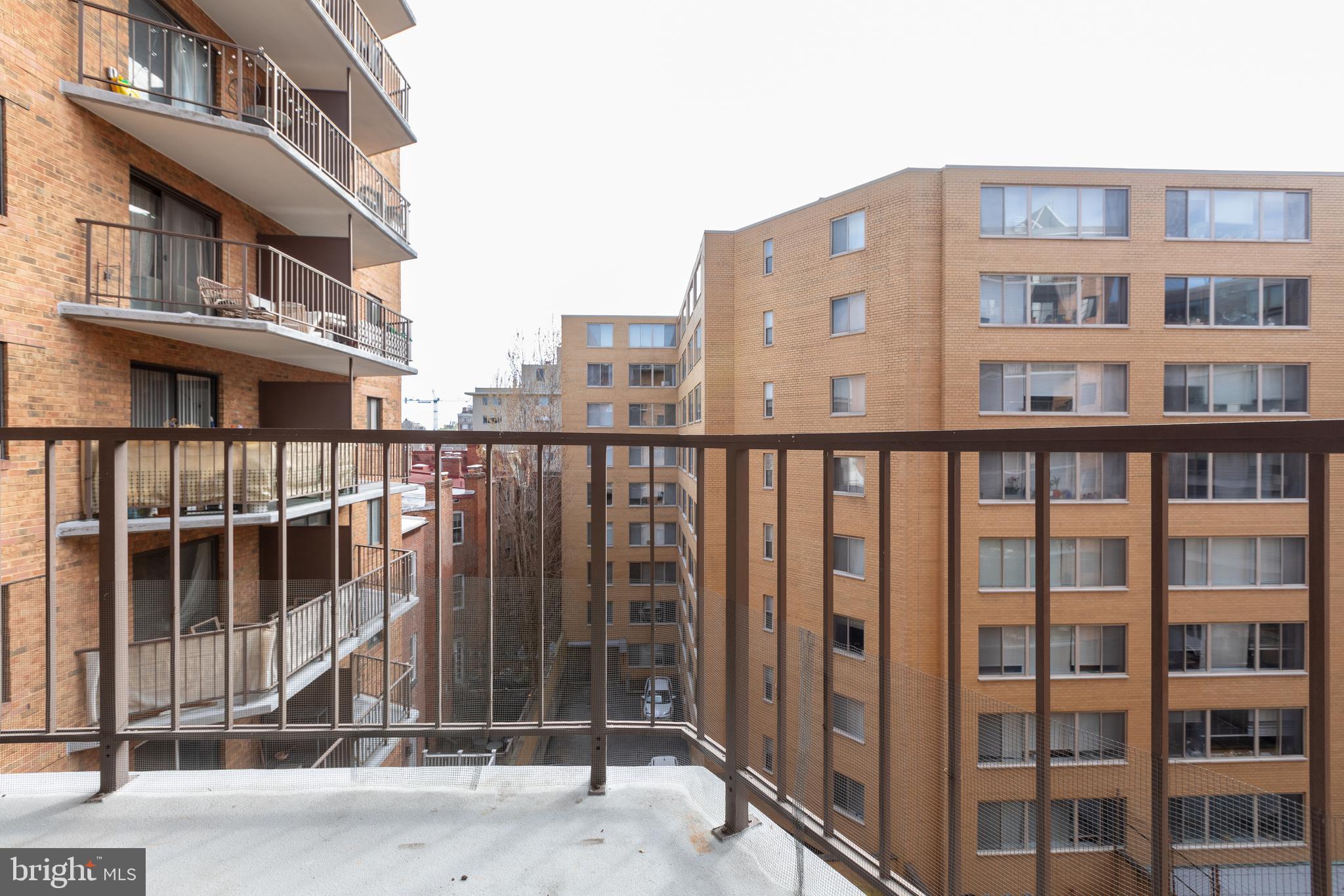 1718 P Street Northwest, Unit 611 Washington, DC 20036 - Photo 23 of 32