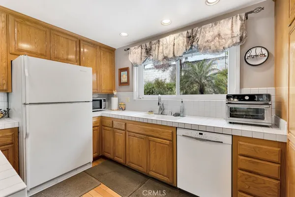 $875,000 | 32 West Bonita Drive, Simi Valley, CA 93065