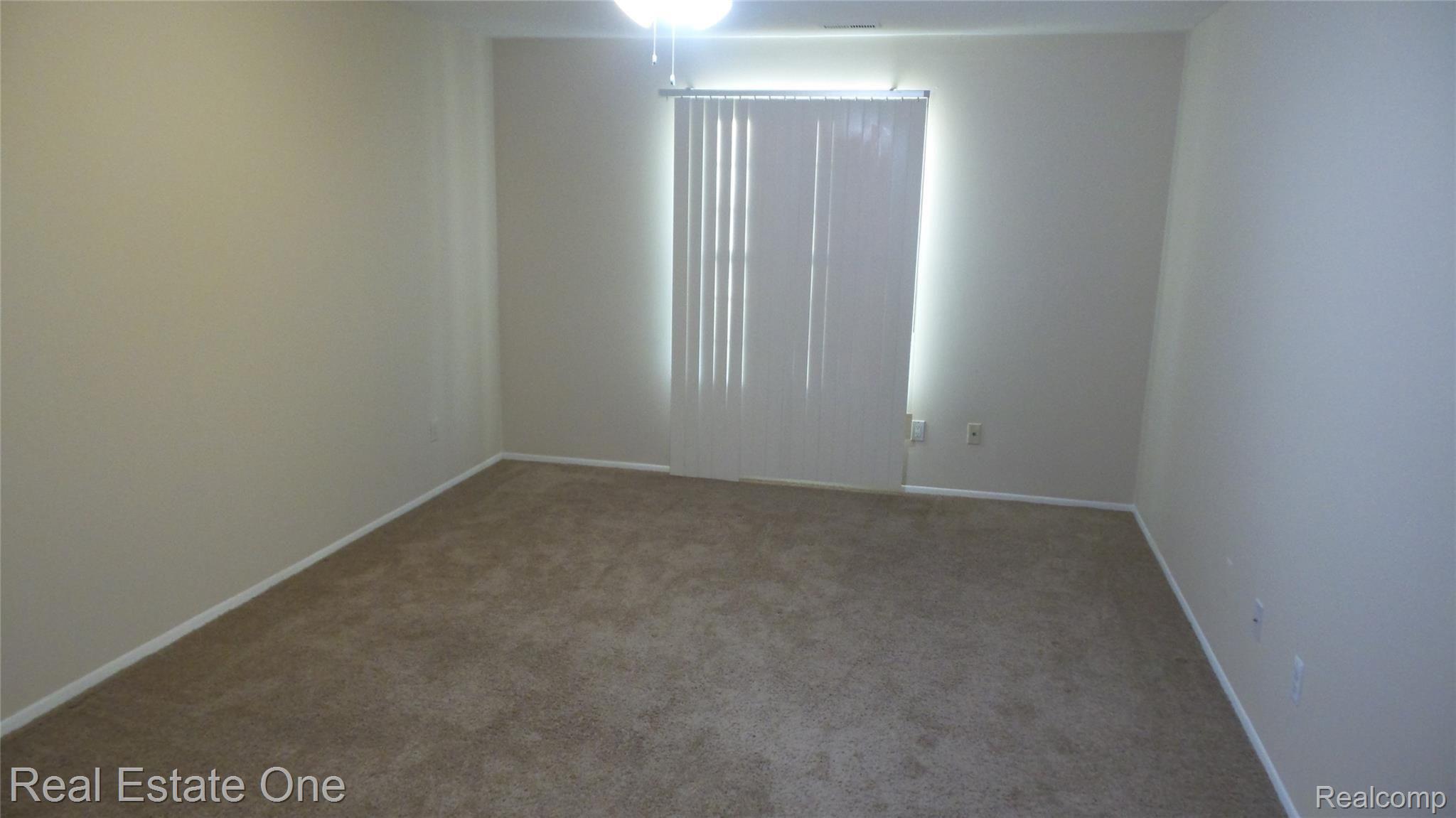 29535 Pine Ridge Circle, Unit 10 Farmington, MI 48331 - Photo 17 of 43 20200805_193844.jpg