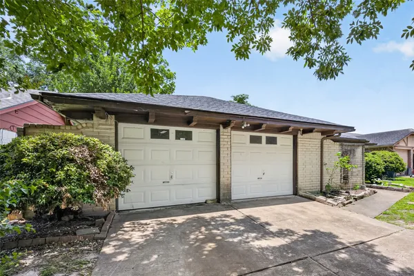 $190,000 | 9222 Vanwood Street, Houston, TX 77040