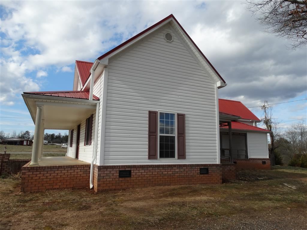 1406 Allgood Bridge Road Pickens, SC 29671 - Photo 3 of 29