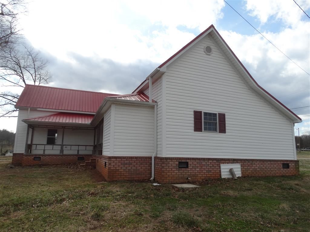 1406 Allgood Bridge Road Pickens, SC 29671 - Photo 5 of 29