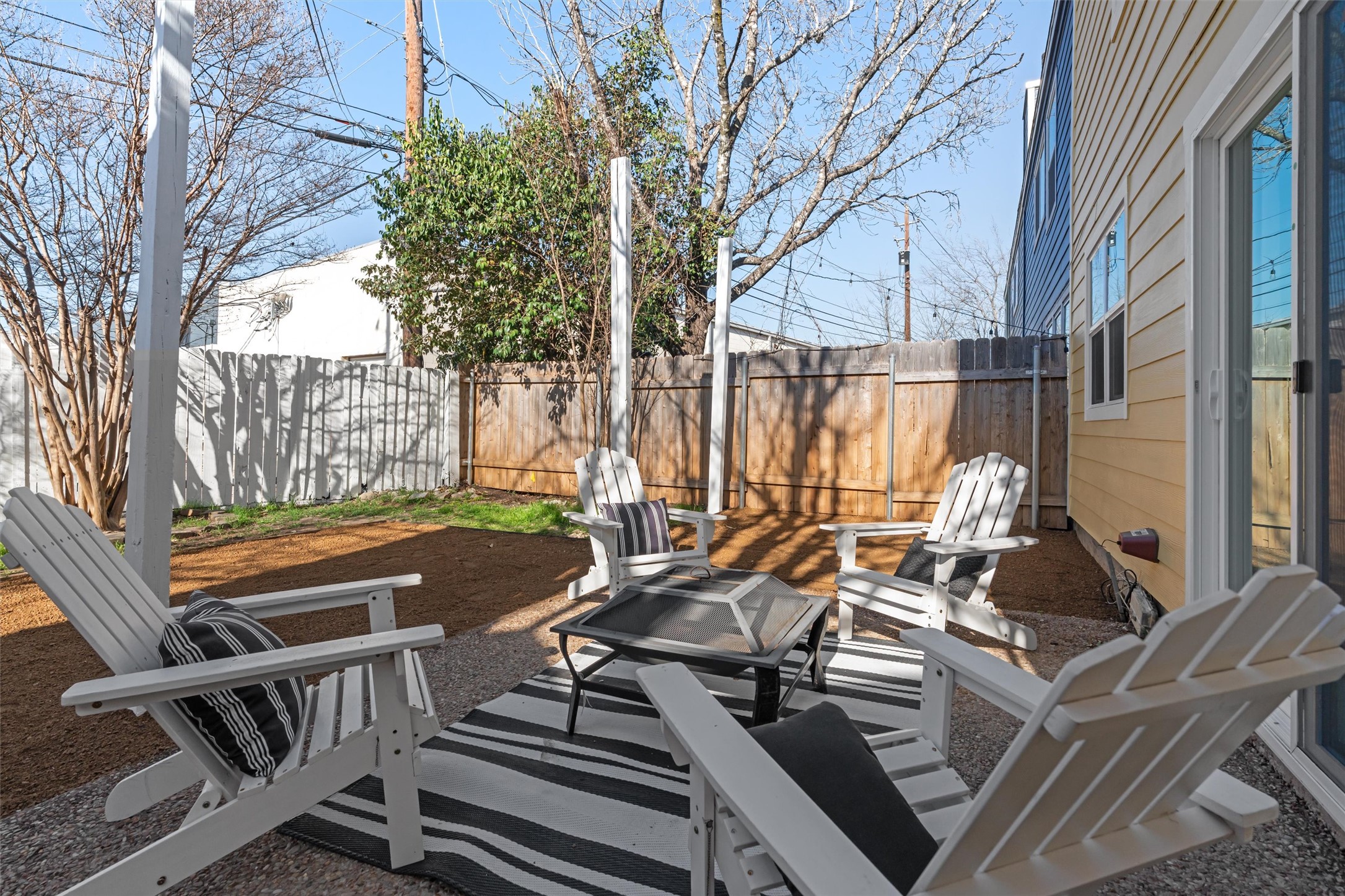 11902 Barrington Way Austin, TX 78759 - Photo 25 of 30 Fenced backyard with a patio