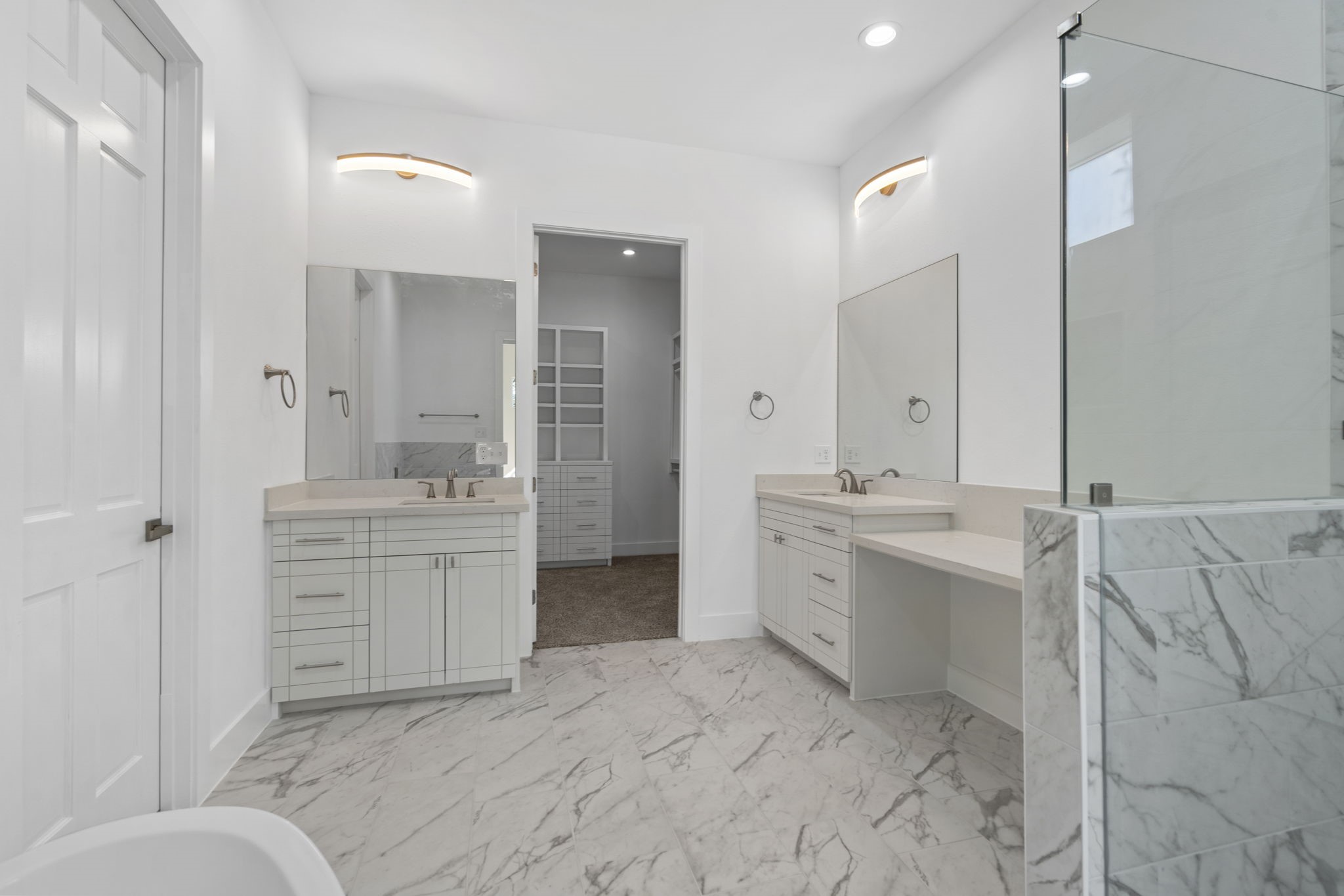2022 Thonig Road, Unit A Houston, TX 77055 - Photo 9 of 14