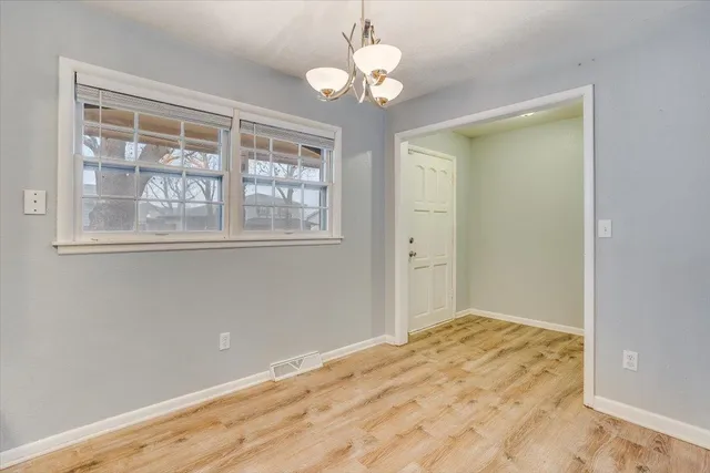 $227,000 | 900 Morrison Drive, Derby, KS 67037