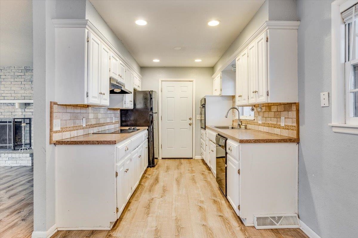 900 Morrison Drive Derby, KS 67037 - Photo 12 of 34