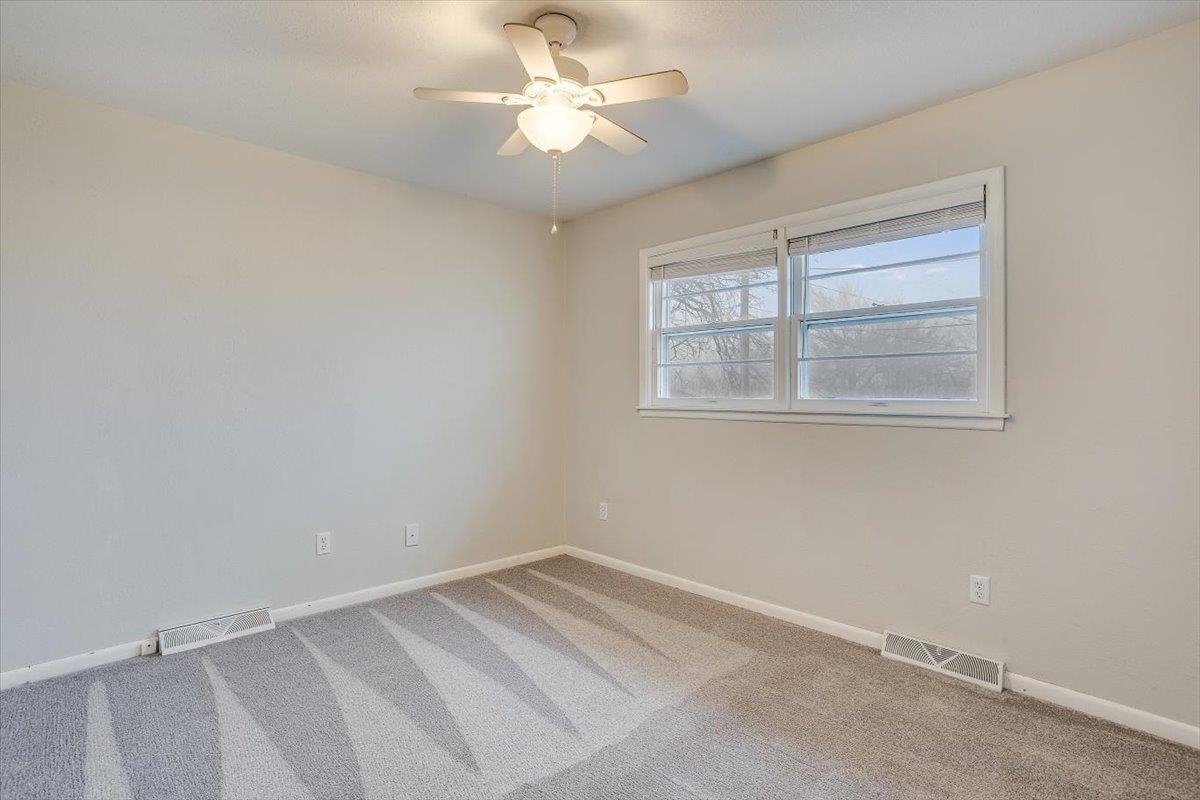 900 Morrison Drive Derby, KS 67037 - Photo 22 of 34