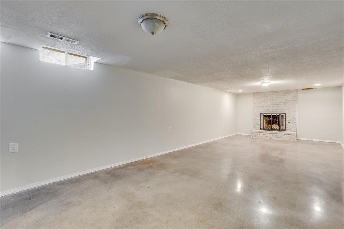 900 Morrison Drive Derby, KS 67037 - Photo 26 of 34