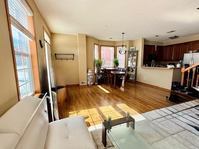 17320 72nd Avenue North Maple Grove, MN 55311 - Photo 2 of 14