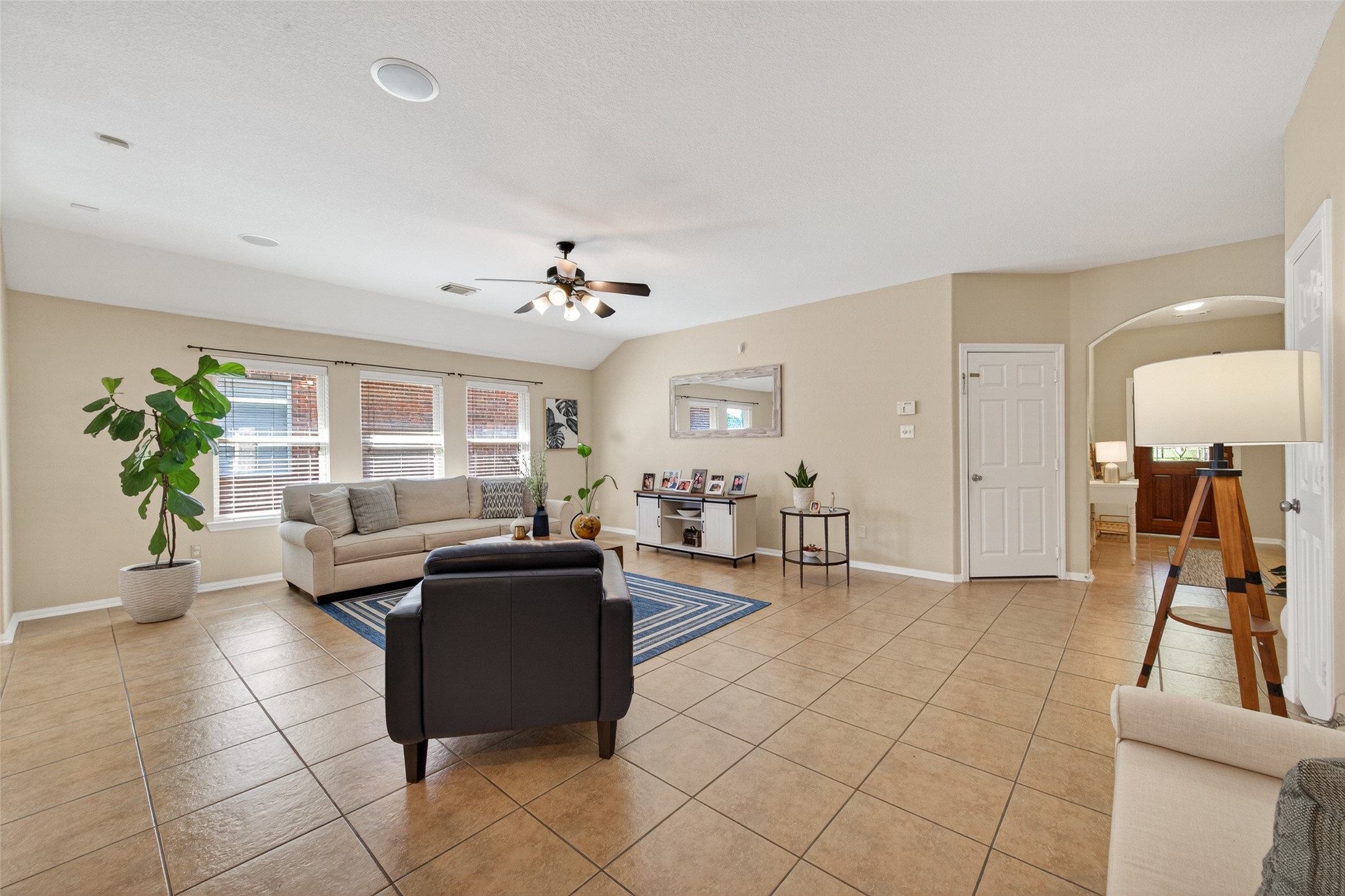 66 West Lasting Spring Circle Spring, TX 77389 - Photo 11 of 50