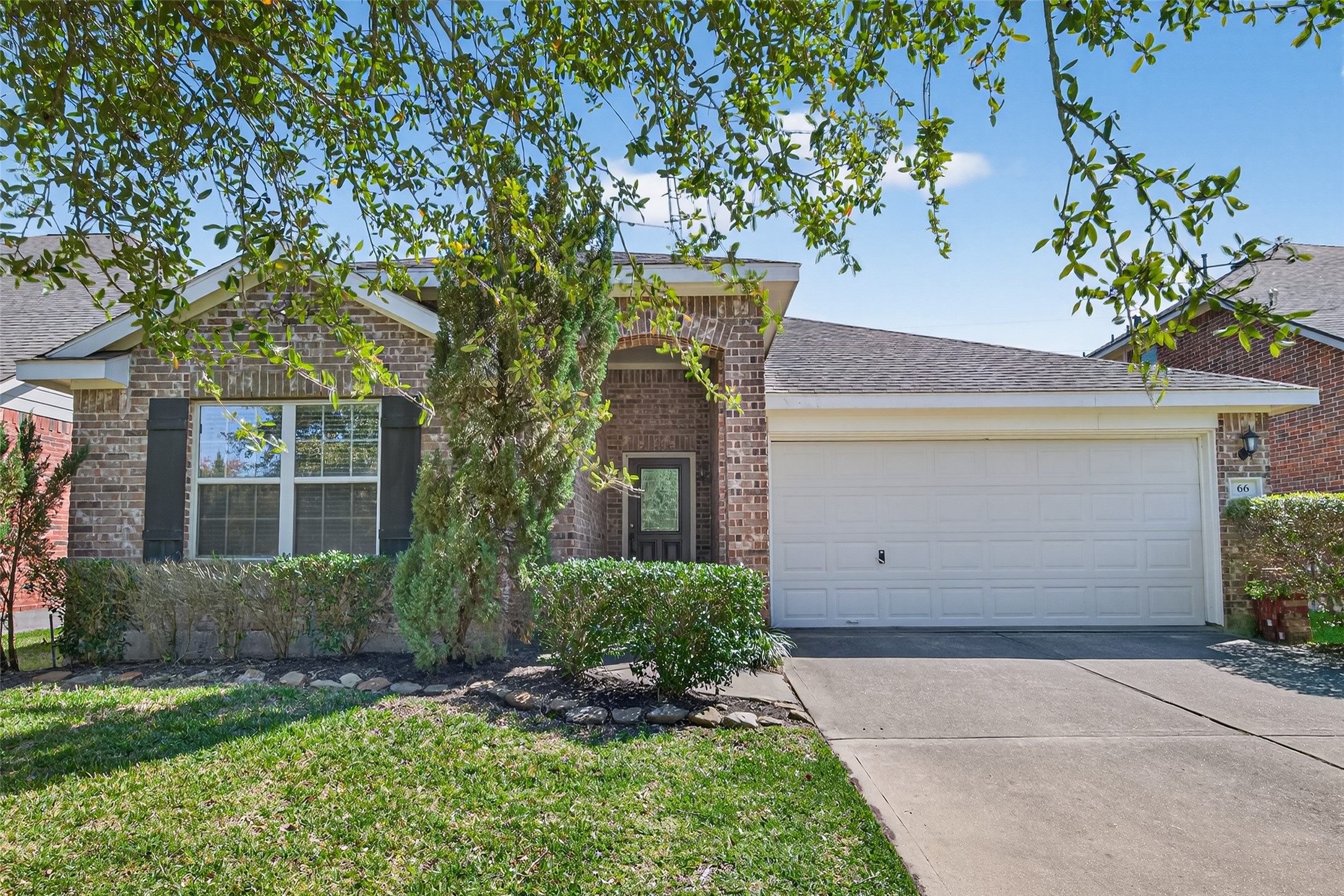 66 West Lasting Spring Circle Spring, TX 77389 - Photo 4 of 50